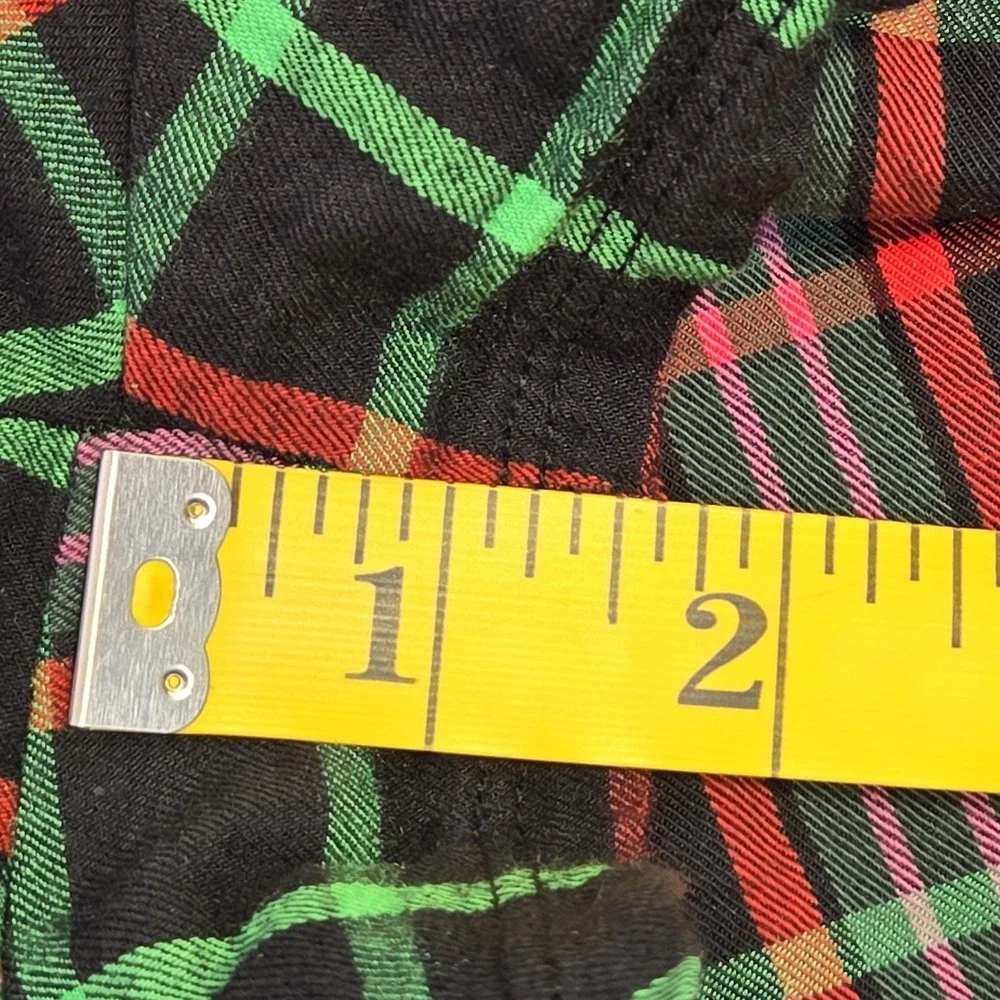Victoria's Secret PINK Logo Holiday Plaid Sleep Shorts‎ Size M Loungewear